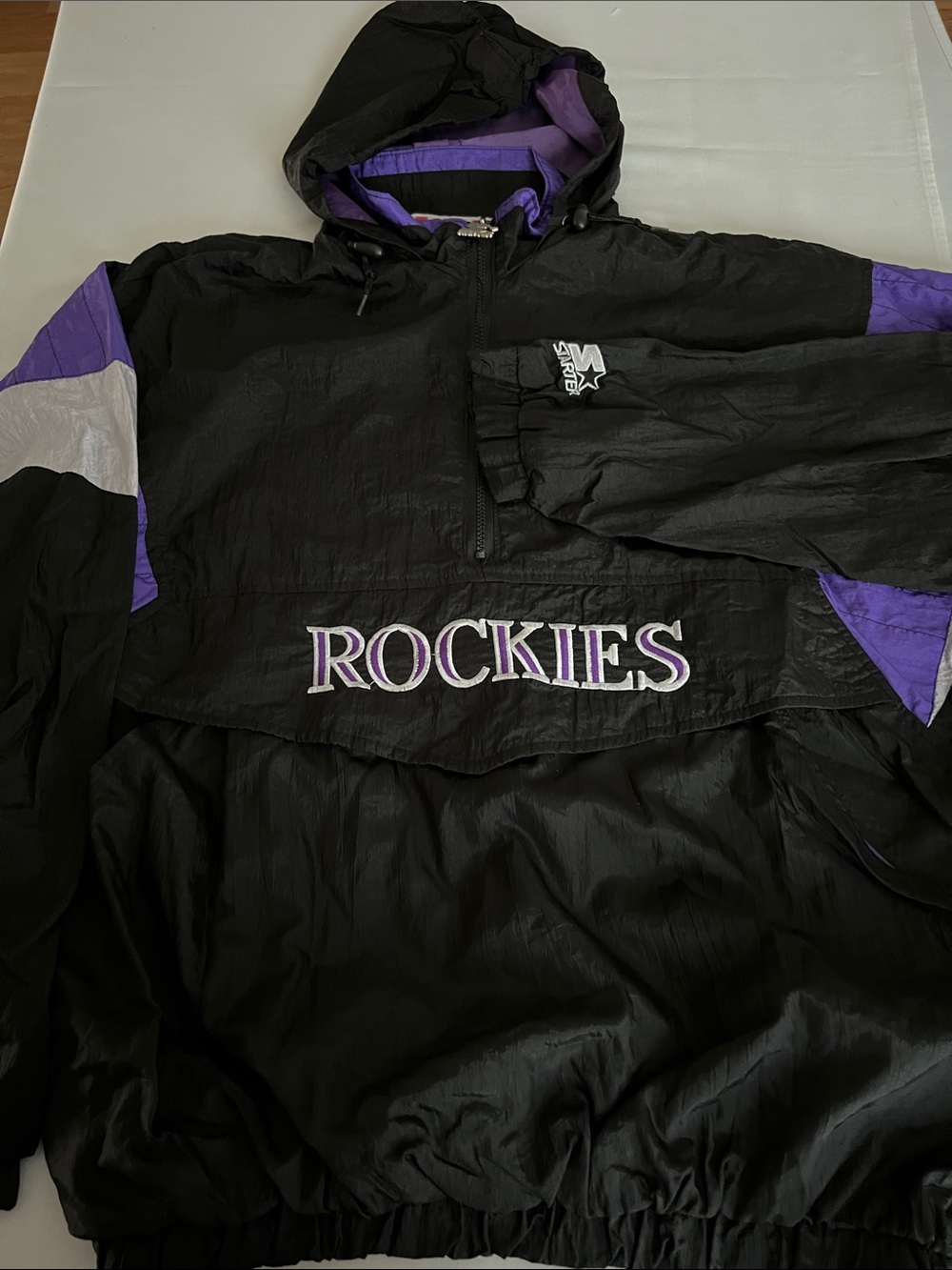 Colorado Rockies XL hooded 1/4 zip windbreaker